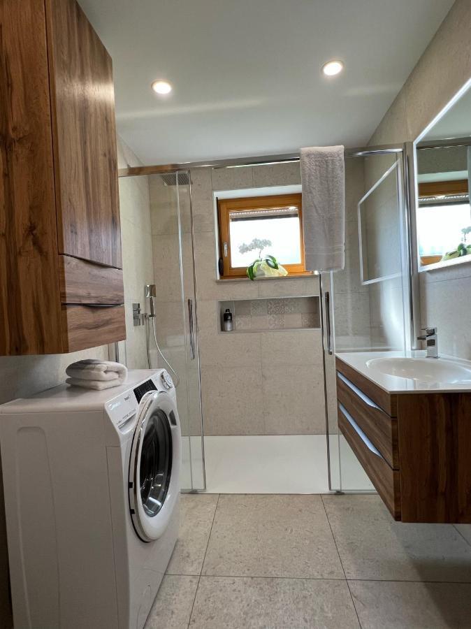 Apartma Ana In Manca Бегунье-на-Гореньскем Экстерьер фото